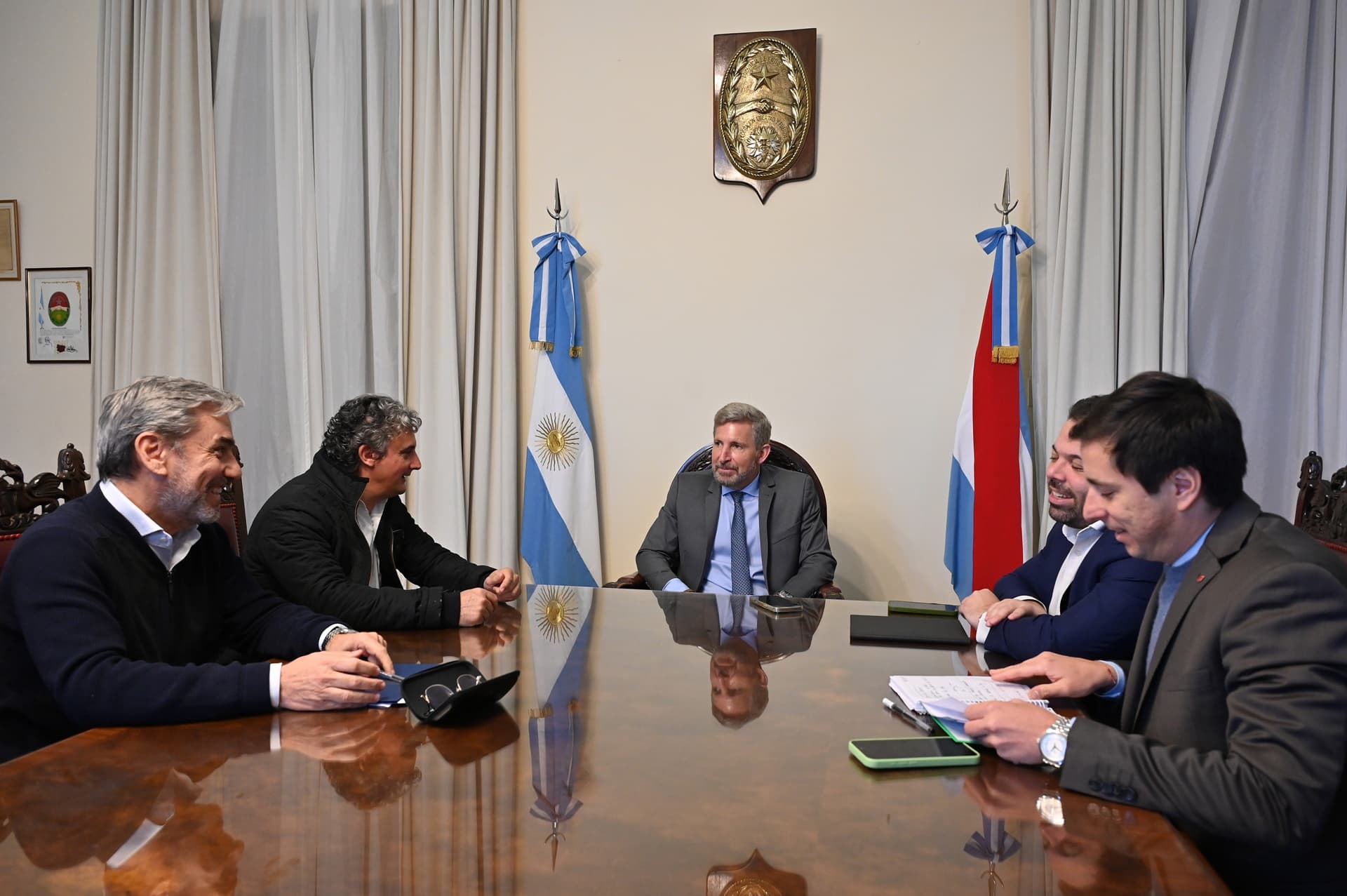 Bravo gestionó asistencia financiera ante Frigerio y avanzo en importantes gestiones para Federación - 7PAGINAS - imagen de origen