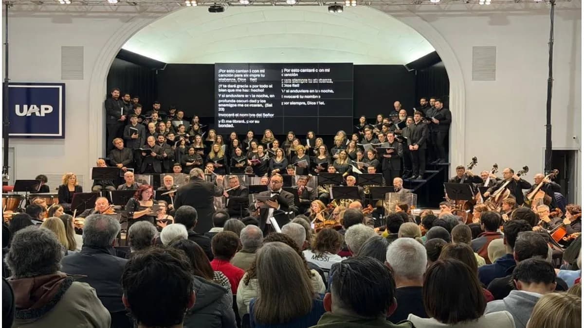 La Orquesta Sinfónica de Entre Ríos convocó a más de 450 personas en Libertador San Martín - imagen de origen