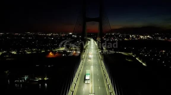 Vialidad Nacional supervisa los trabajos sobre el puente Rosario - Victoria - imagen de origen