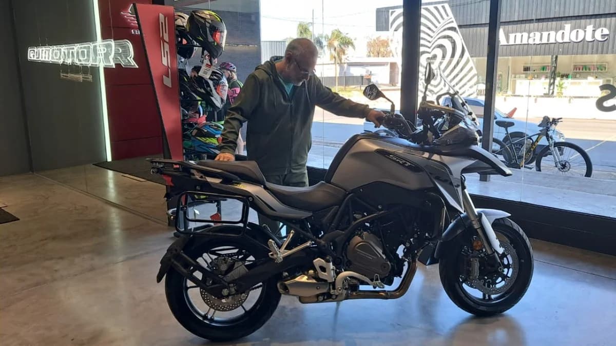 Robaron una motocicleta de alta cilindrada frente a una vivienda de Concepción del Uruguay - imagen de origen