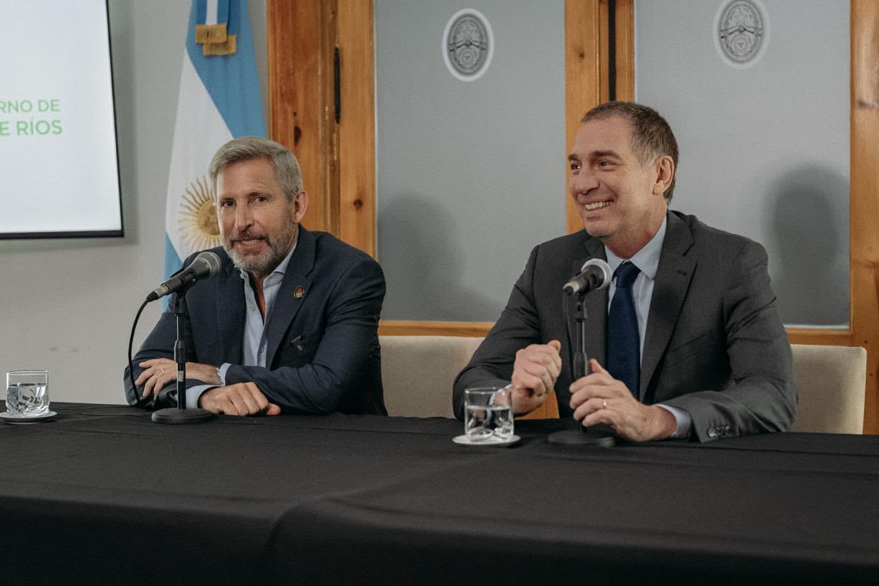 Frigerio felicitó a Santilli por su designación como jefe de Gabinete y destacó su "vocación de diálogo" - imagen de origen
