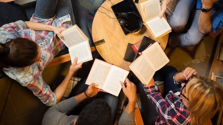 Más de 700 instituciones entrerrianas participan este viernes de la Maratón Nacional de Lectura 2026 - imagen de origen