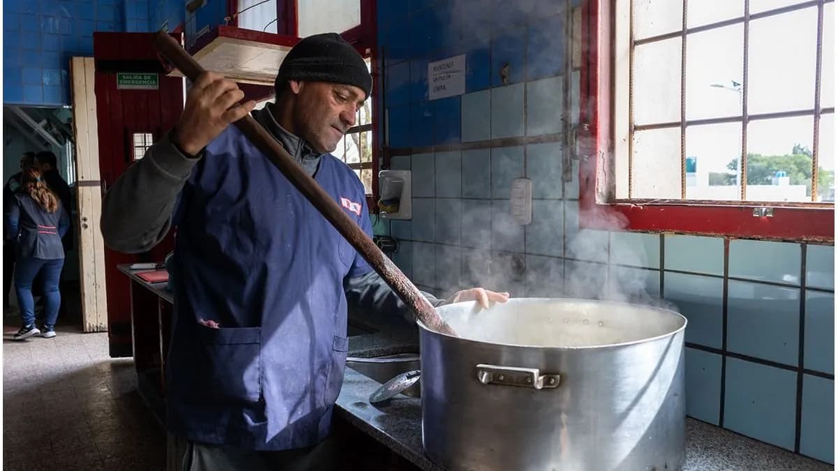El Gobierno apelará la cautelar sobre los desayunos y garantiza el servicio en las escuelas públicas - imagen de origen