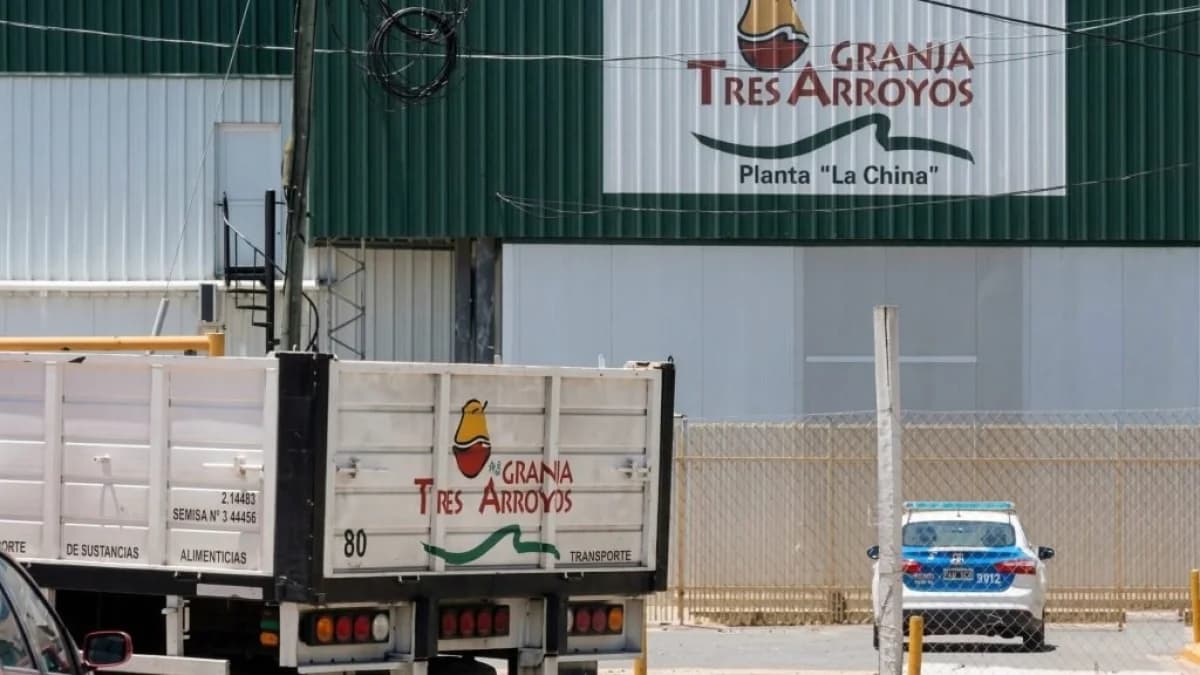 Convocan a un plenario multisectorial en la CGT para abordar el conflicto de Granja Tres Arroyos - imagen de origen