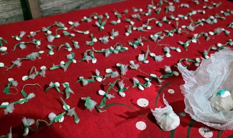 Concordia: joven llevaba 158 envoltorios de cocaína y fue atrapado por la policía - imagen de origen