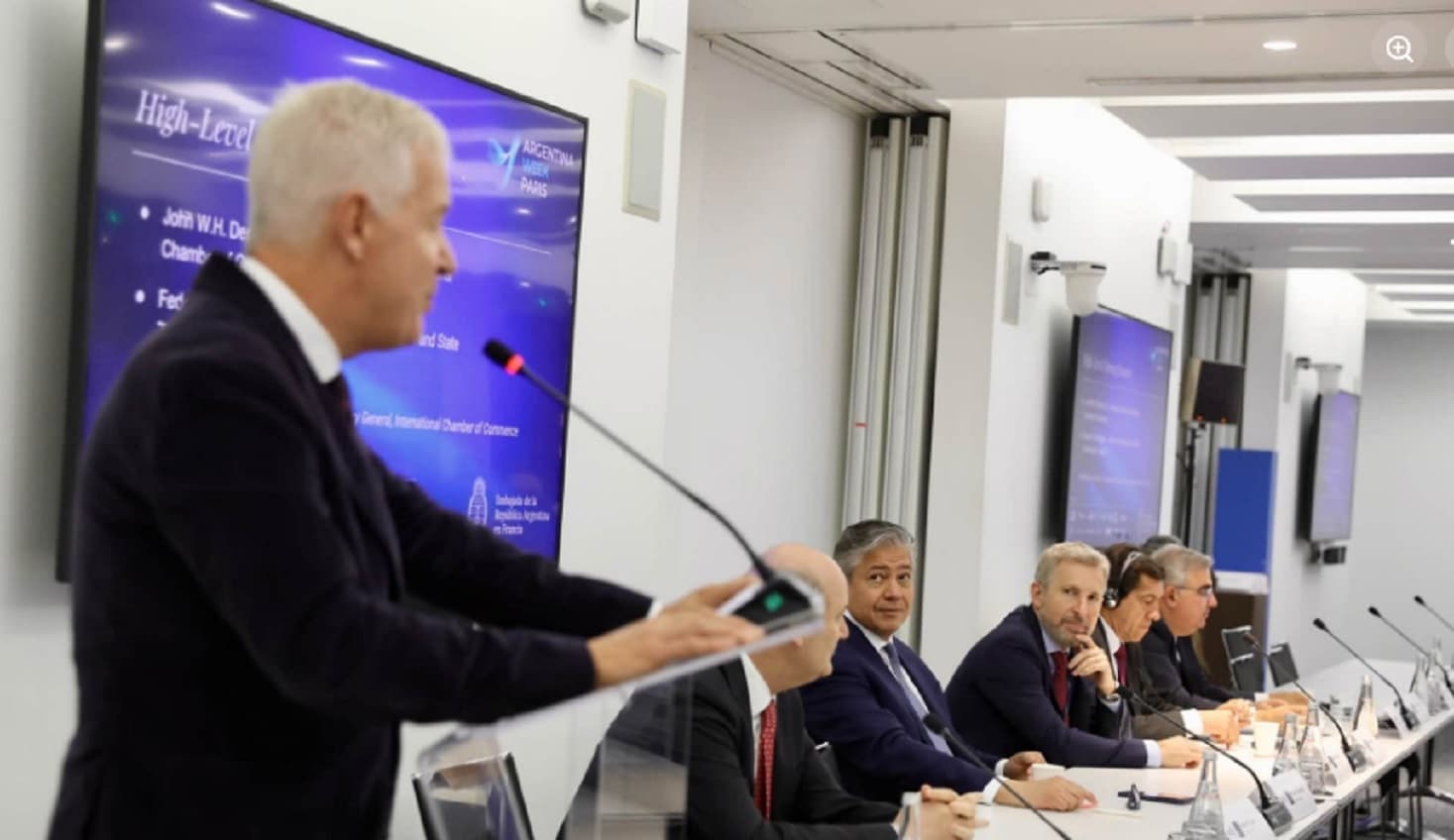 Frigerio participó en París de un encuentro en la Cámara de Comercio Internacional - imagen de origen