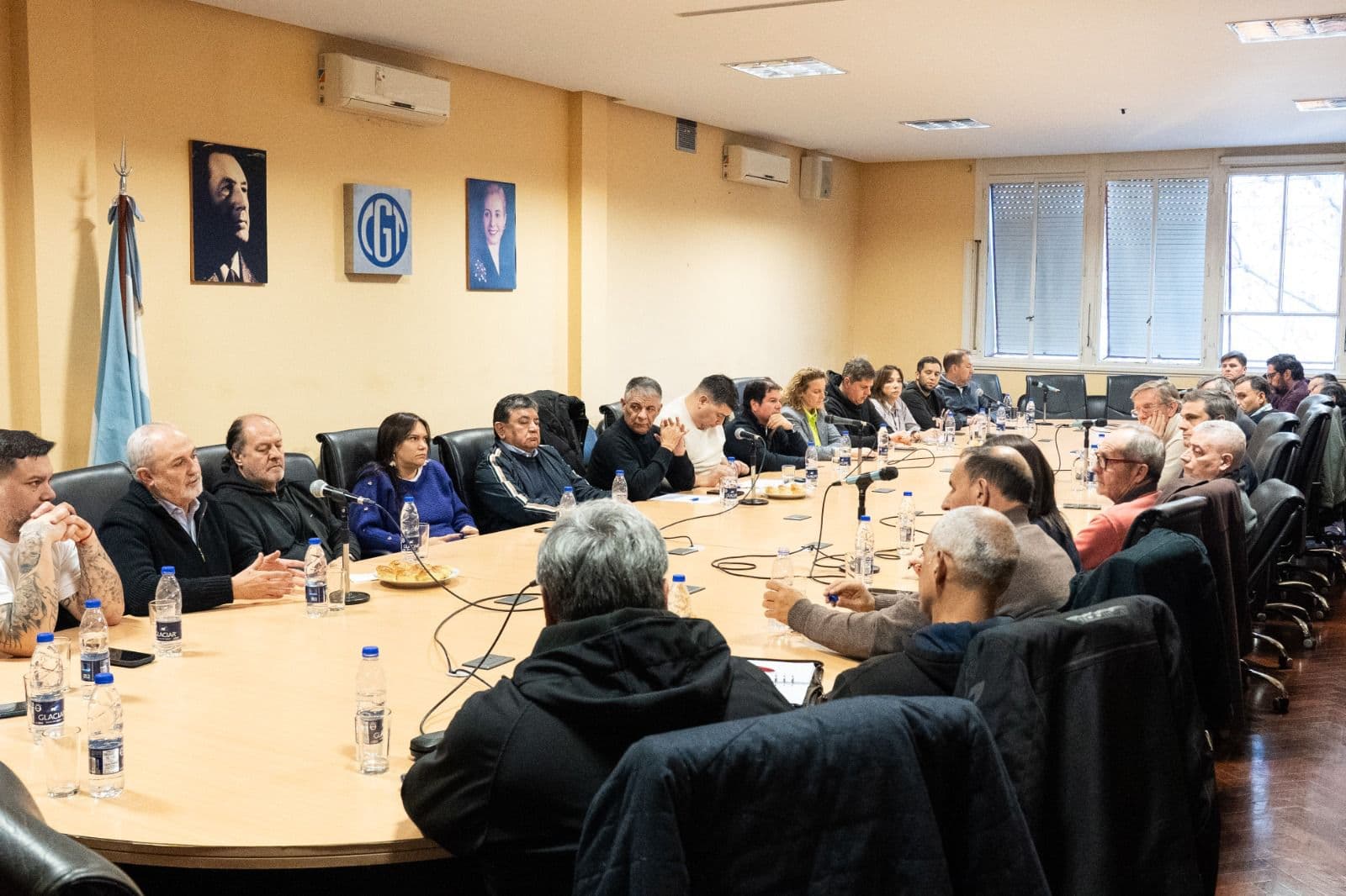 Granja Tres Arroyos: se conformó una mesa tripartita - imagen de origen