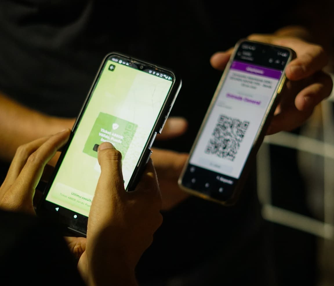 Simplepass fue seleccionada entre más de 1.200 startups por la aceleradora Emprelatam y va por su primera ronda de inversión - Dos Florines - imagen de origen