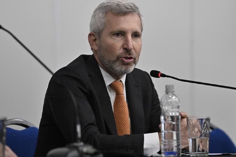 Frigerio desafió a la oposición: "Que la Legislatura investigue quién endeudó la provincia y dónde fue la plata" - imagen de origen