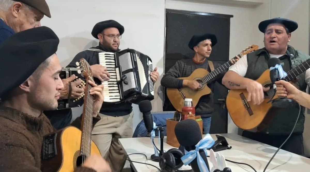 Litoral Chamamecero llevó su música en vivo a "Haceme la Segunda" por Mavi Streaming - imagen de origen