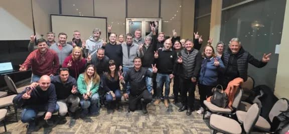 Kicillof participó por videoconferencia de un encuentro en el PJ Entre Ríos y llamó a "organizarse para ganar" - imagen de origen