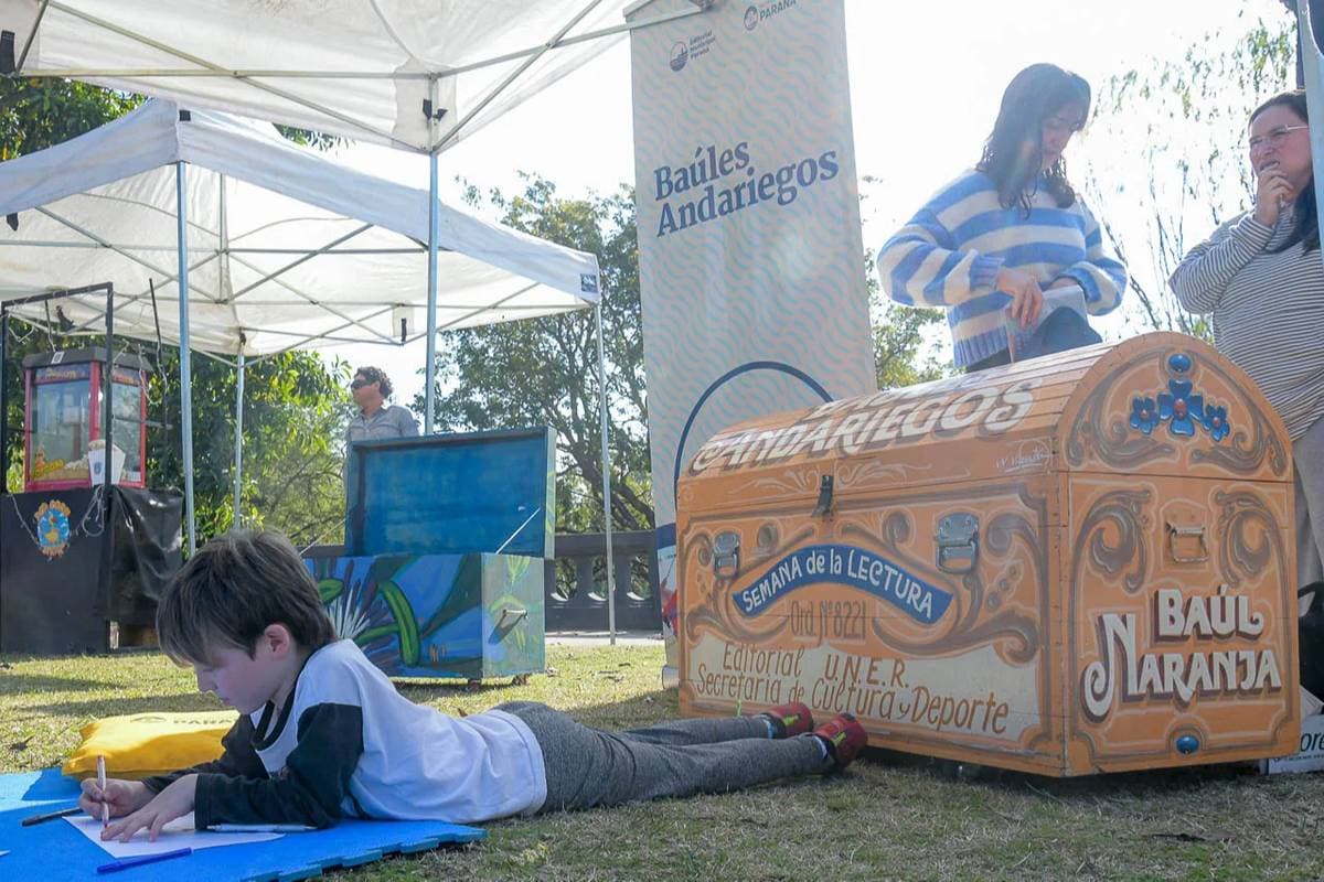 Paraná Lee suma una carpa con propuestas para las infancias - imagen de origen