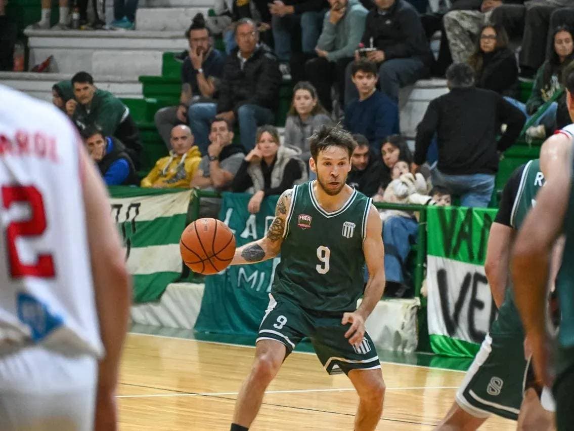 Racing lo ganó con el tiro del final y volvió a la victoria después de dos juegos en la Liga Provincial - imagen de origen