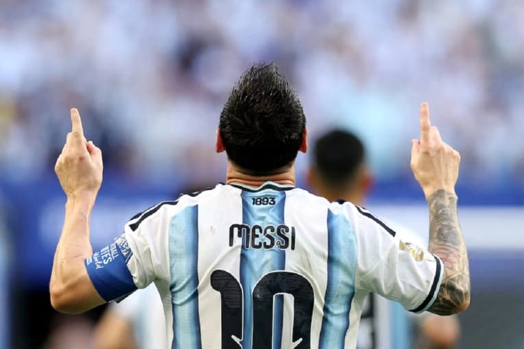 Video: el gol de Lionel Messi tras el pase magistral del entrerriano Lisandro Martínez - imagen de origen