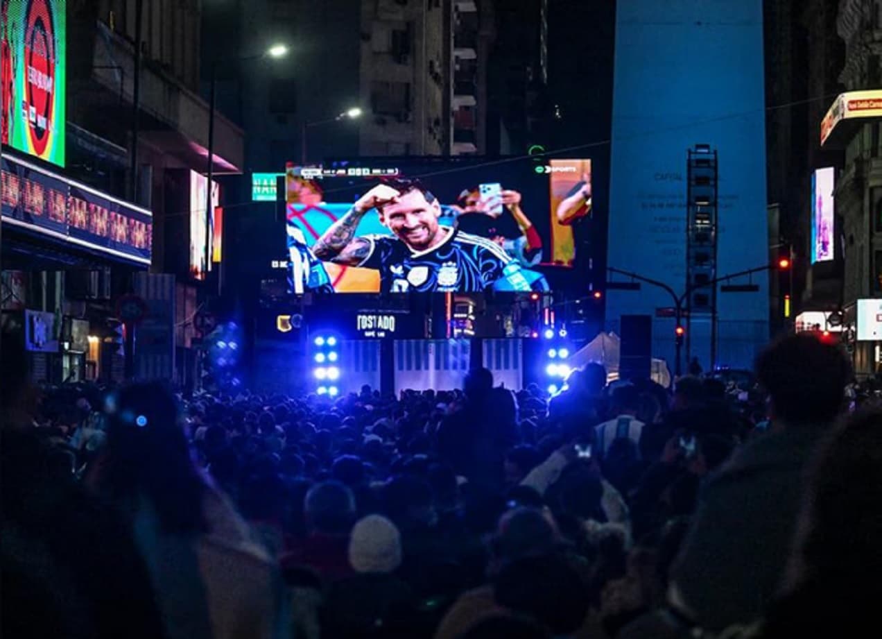 Por impulso del Mundial y el aguinaldo, las ventas minoristas volvieron a crecer después de 13 meses - imagen de origen