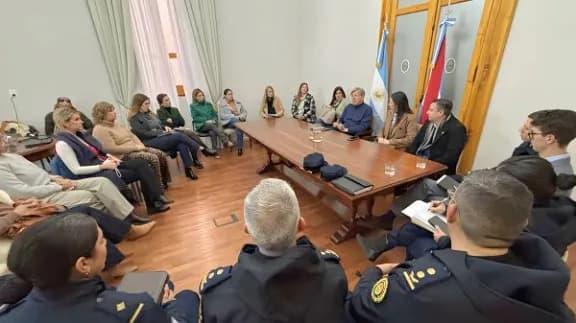 Se reunió la Mesa Transministerial para el abordaje de las violencias de género - imagen de origen