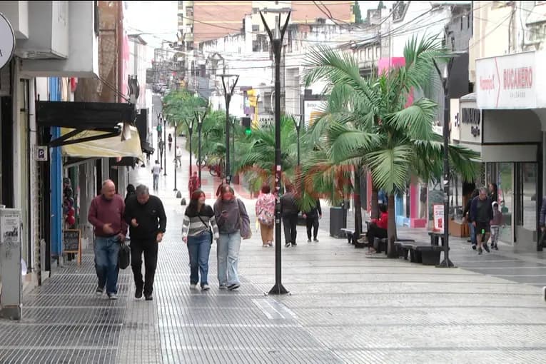 Comercios: Analizan modificar el horario por el partido de Argentina tras pedido del Sindicato de Empleados - imagen de origen