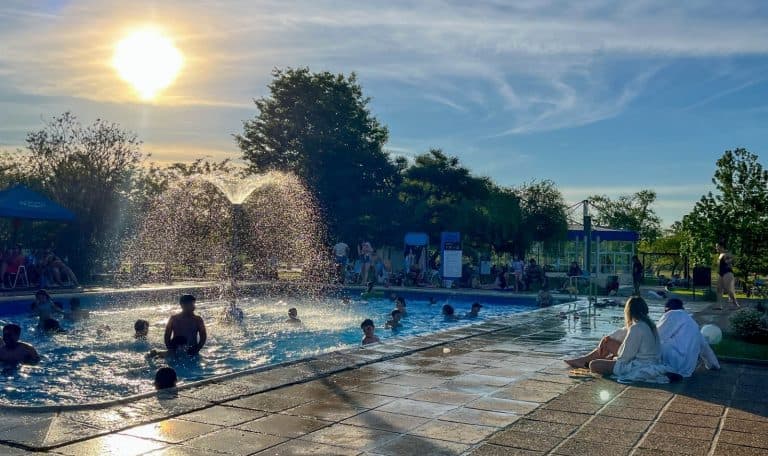 Se reprogramó el acto por el 25º aniversario del parque termal local - imagen de origen