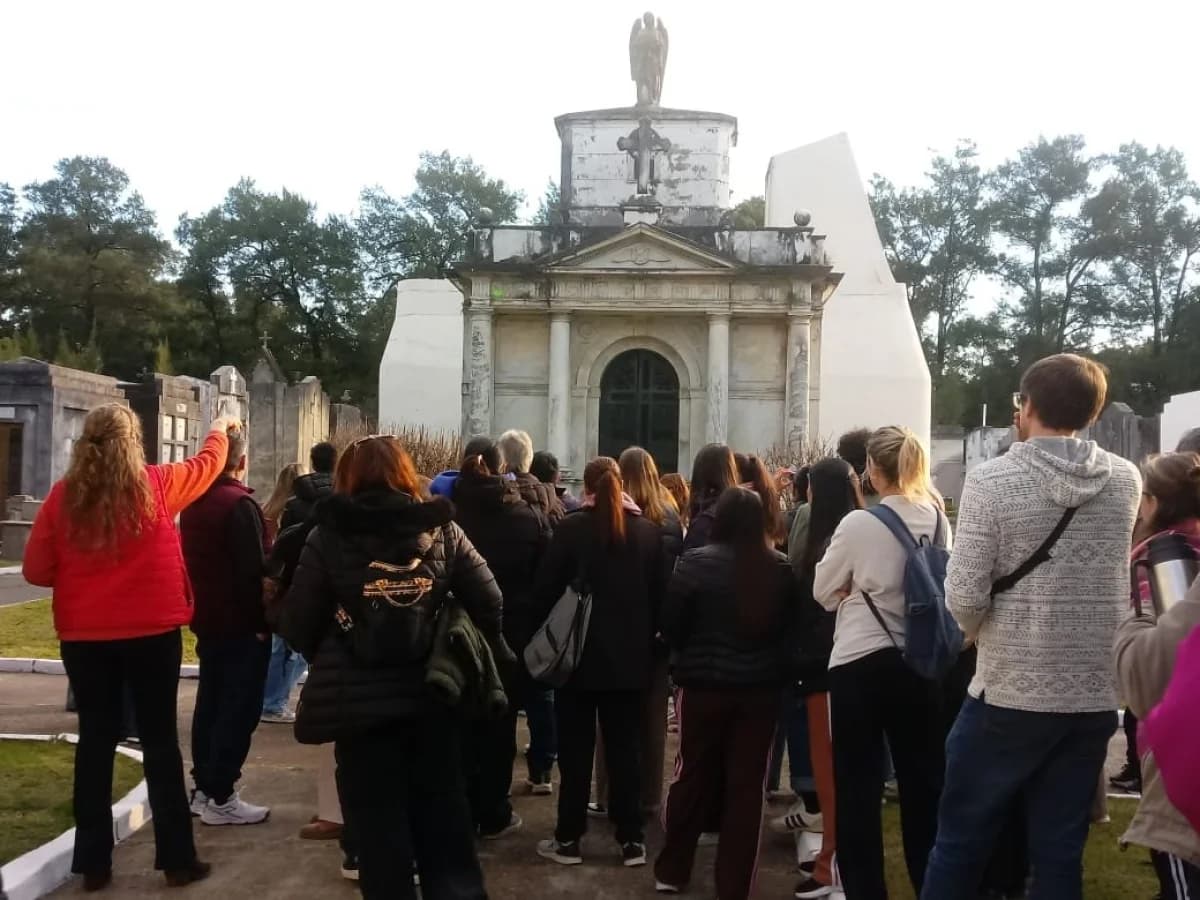 Nueva visita guiada en el histórico Cementerio Municipal - imagen de origen