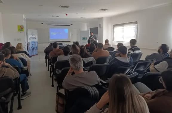 Siguen las capacitaciones en Emergencias hospitalarias con una ponencia sobre ACV - imagen de origen
