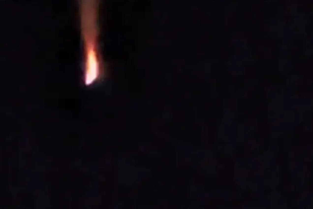 Un extraño fenómeno luminoso en el cielo entrerriano sorprendió a vecinos - imagen de origen