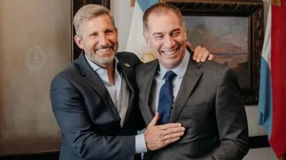 Frigerio felicitó a Santilli por su designación como jefe de Gabinete y destacó su "vocación de diálogo" - imagen de origen