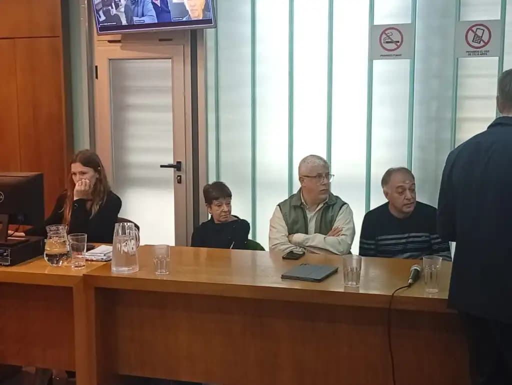 Causa ATER: acordaron penas condicionales y el pago de más de $100 millones - Dos Florines - imagen de origen