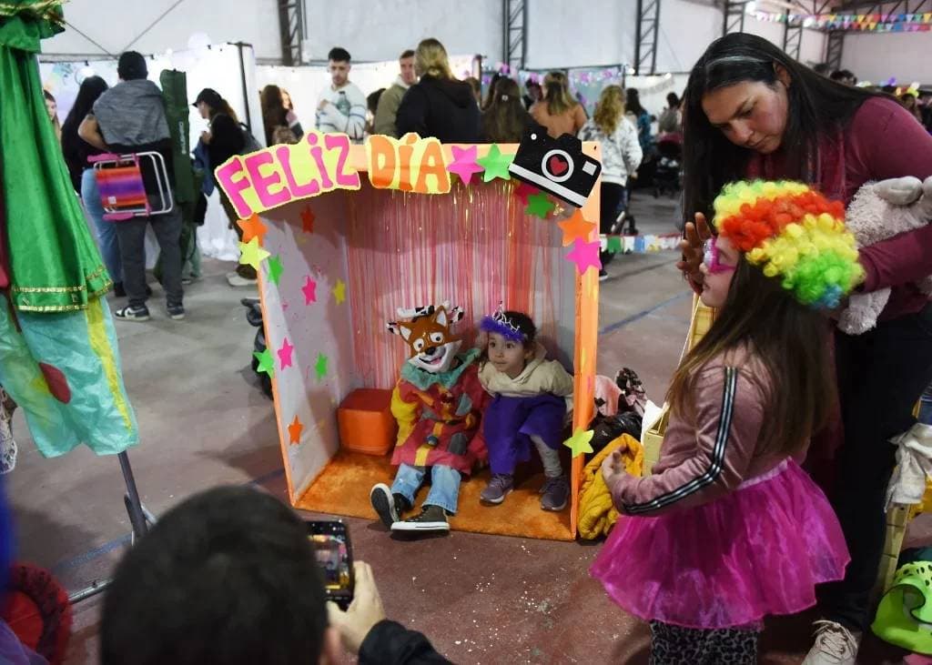 Crespo Emprende 2026: feria, espectáculos, sorteo de seis bicicletas y una tarde temática sobre el espacio - imagen de origen