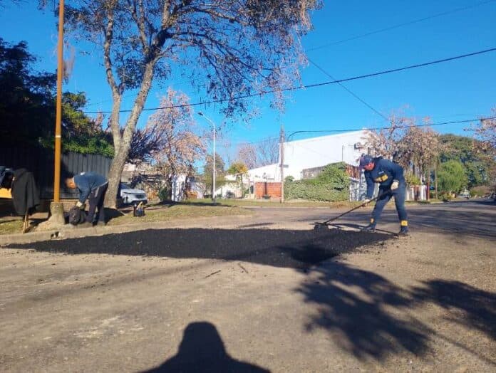El plan de bacheo avanza con más de 40 reparaciones en distintos sectores de la ciudad - imagen de origen