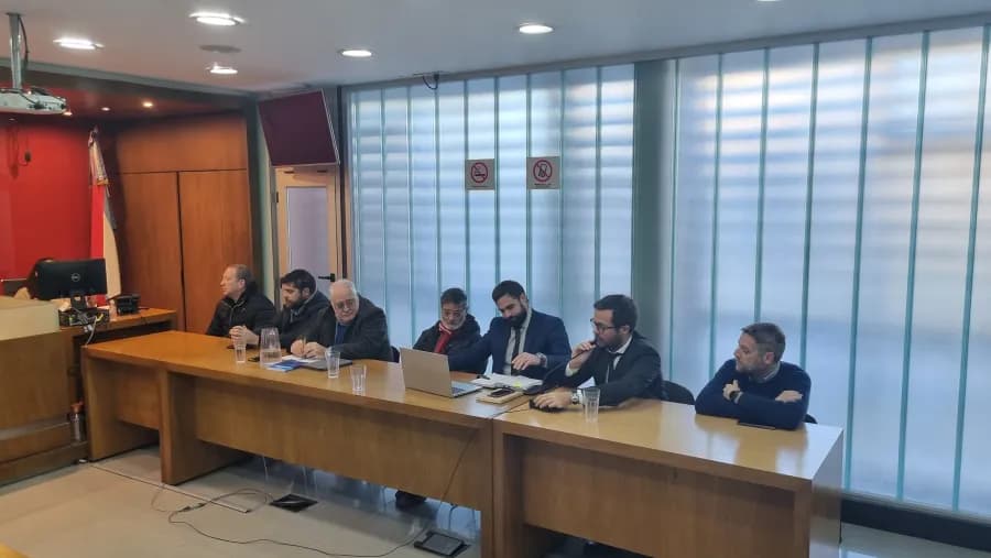 Créditos simulados: exfuncionarios y un cómplice acordaron prisión condicional y pagar más de $100 millones | Análisis - imagen de origen