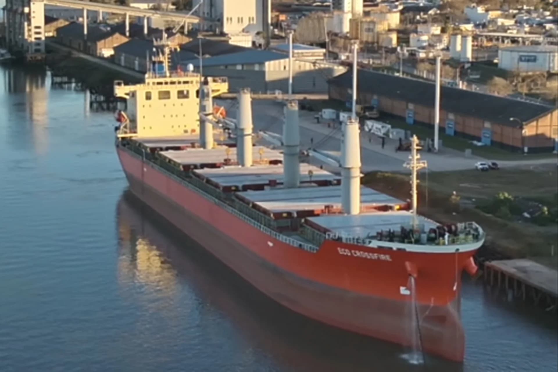 Entre Ríos logró la primera exportación de harina de soja no transgénica desde el puerto de Concepción del Uruguay - imagen de origen