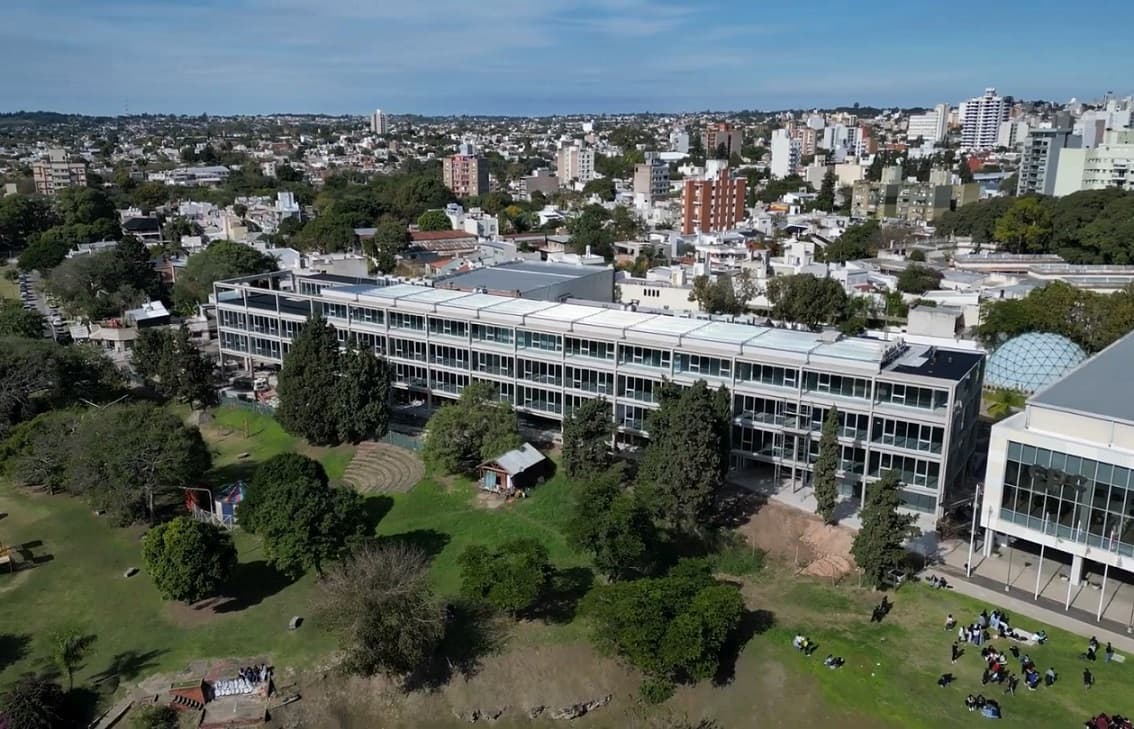 La economía del conocimiento generó 1.923 empleos e ingresos por U$S 61 millones en Entre Ríos, según informe del Mirador Tec - Dos Florines - imagen de origen