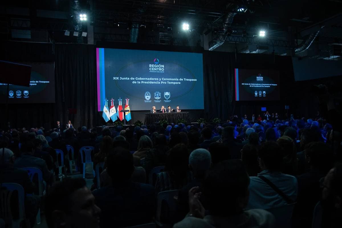 Región Centro: Como ser oficialistas y no perder en el intento - imagen de origen