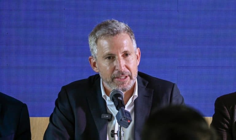 En París, Frigerio presentó las oportunidades de inversión de Entre Ríos ante empresarios europeos - imagen de origen