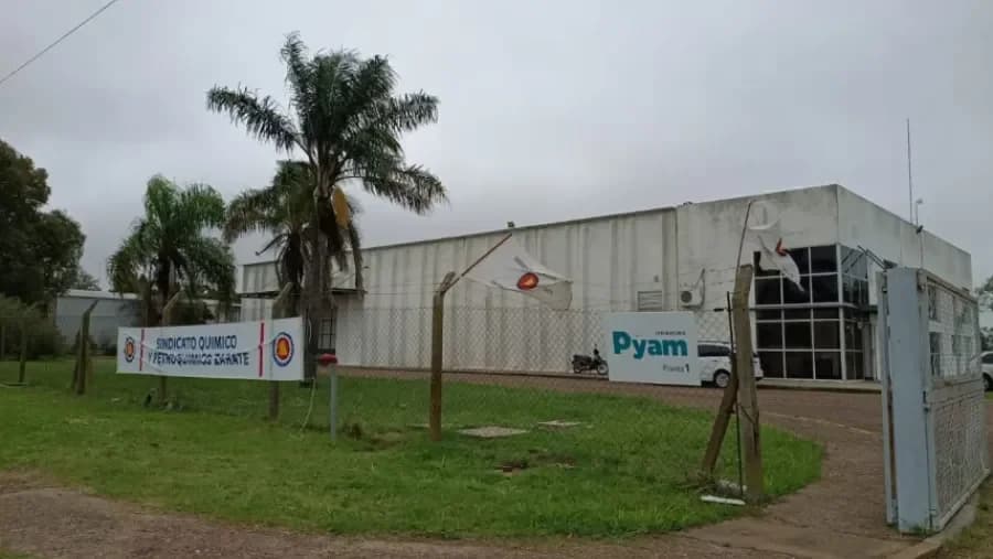 Pyam acató la conciliación obligatoria y los once despedidos pudieron ingresar a trabajar en el turno de la mañana - imagen de origen