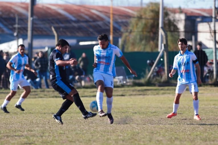 Juventud Unida dejó sus primeros puntos ante Defensores del Oeste - imagen de origen