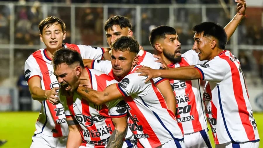 Atlético Paraná enfrenta al puntero de la Liga Paranaense | Análisis - imagen de origen