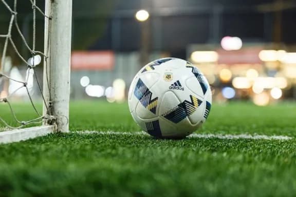 Sporting le ganó a Atlético Sur y se mantiene como líder del torneo de ascenso - imagen de origen
