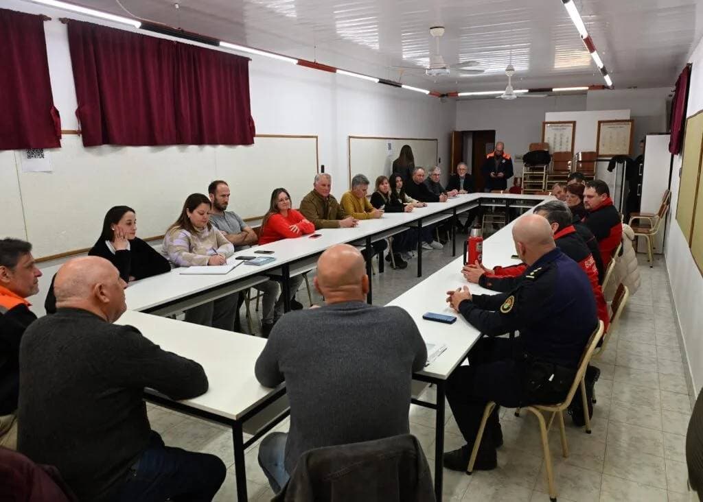 Defensa Civil de Crespo refuerza la prevención ante el escenario climático previsto - imagen de origen