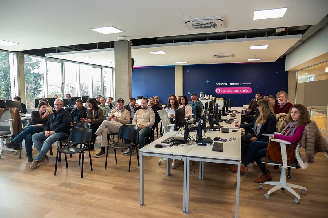 El Gobierno reunió a empresas industriales y tecnológicas en Entre Ríos para "identificar desafíos y promover soluciones" - Dos Florines - imagen de origen