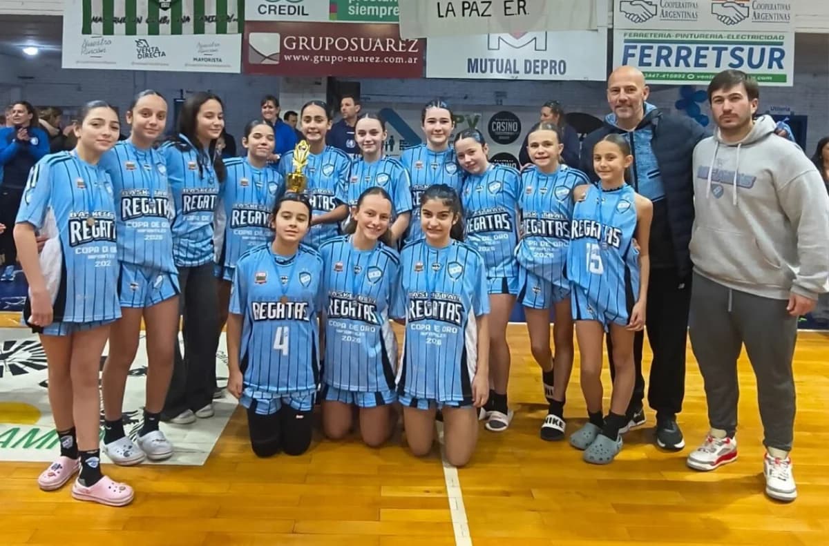 Regatas Uruguay logró el tercer puesto provincial en la Liga U13 Femenina - imagen de origen