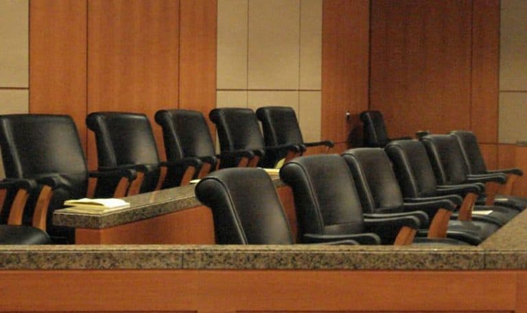 Sentencia de la Corte Suprema dejó firme la irrecurribilidad del veredicto absolutorio en Juicios por Jurados - imagen de origen