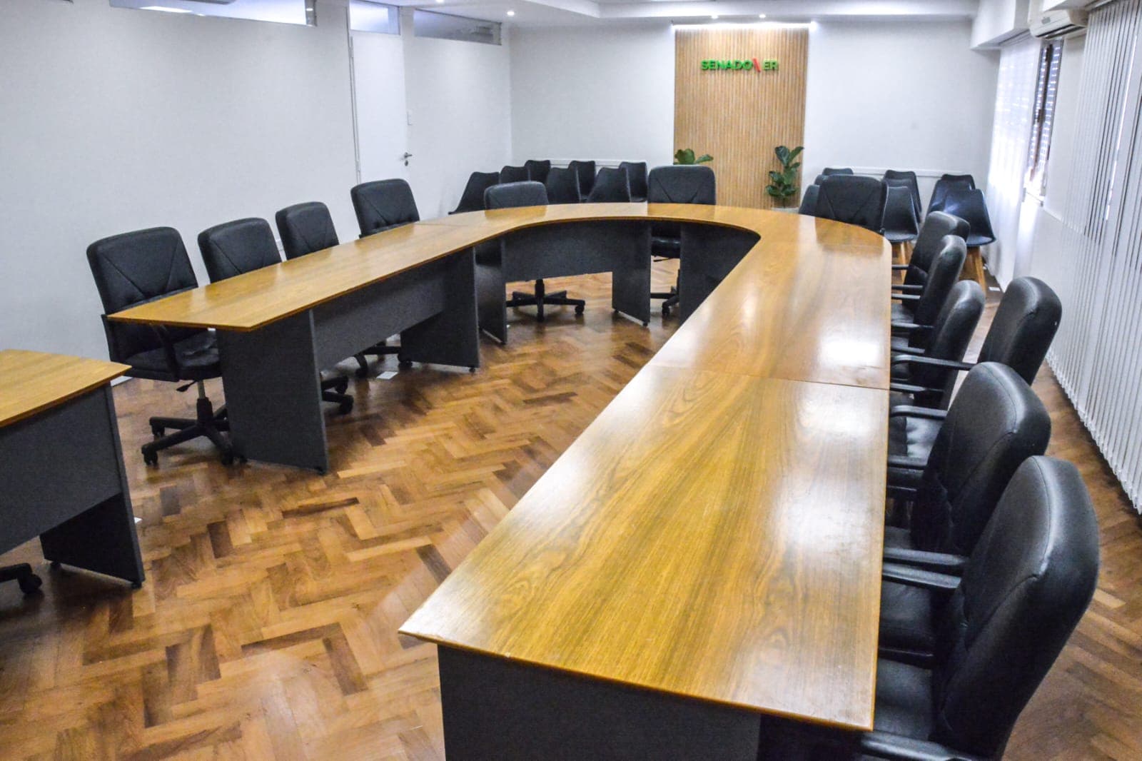 Reforma previsional: con la presencia de Rodríguez Signes se cierra la ronda de consultas - imagen de origen