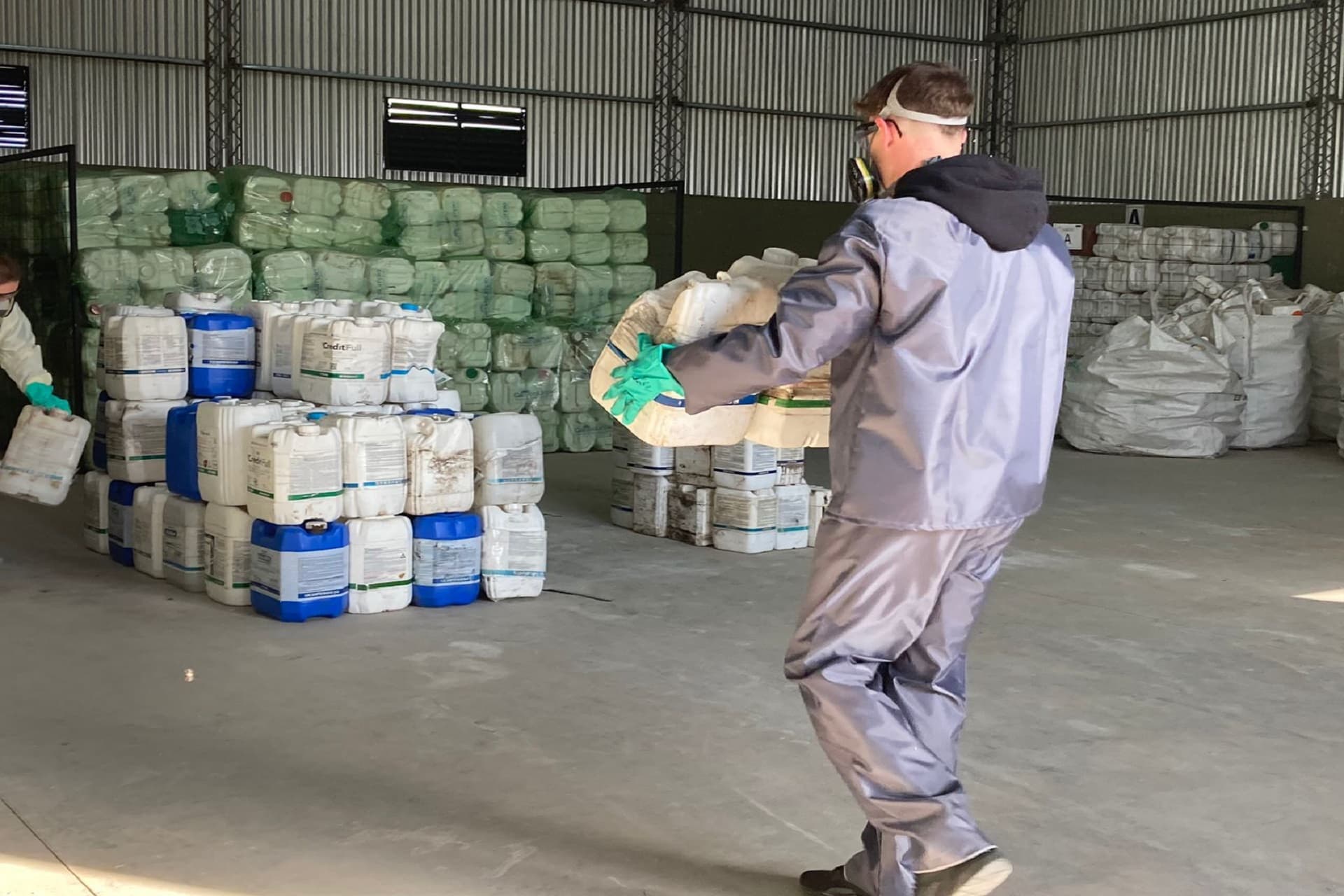 Entre Ríos aumentó un 71% la recuperación de envases de fitosanitarios - imagen de origen