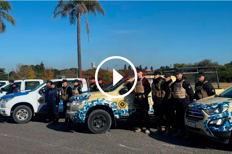 Fuerte operativo policial en Bajada Grande tras las balaceras - Informe Digital - imagen de origen