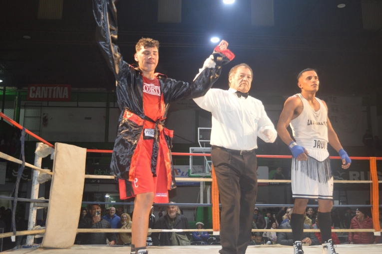 El Gigante Verde deliró con otro festival de boxeo amateur - imagen de origen