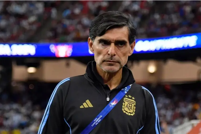 El paranaense Roberto Ayala figura entre los candidatos a dirigir a Boca - imagen de origen