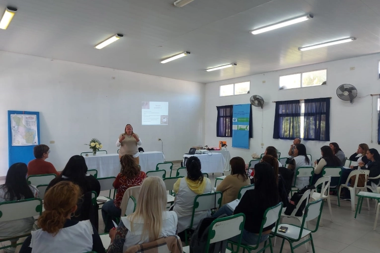 Continúan las capacitaciones de alfabetización para docentes de nivel inicial y primario - imagen de origen