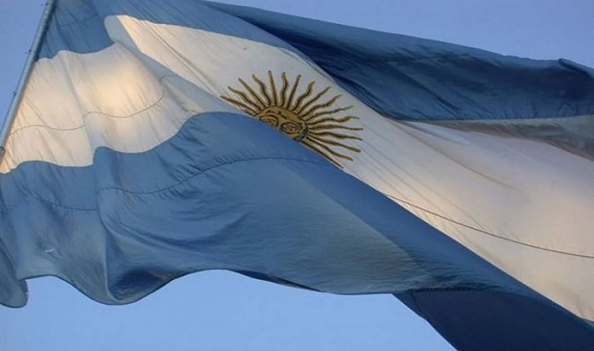 Alumnos realizarán la Promesa a la Bandera este 20 de junio - imagen de origen