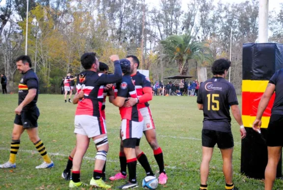Rugby: Central Entrerriano ganó el clásico en Primera División y también se impuso en Intermedia - imagen de origen